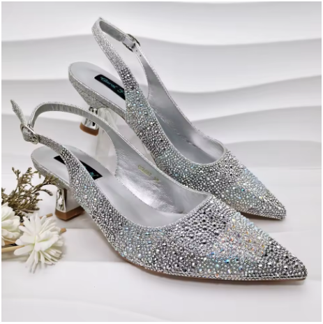 Escarpins Pointus en Satin & Élégante, Design Italien - LYXIUS
