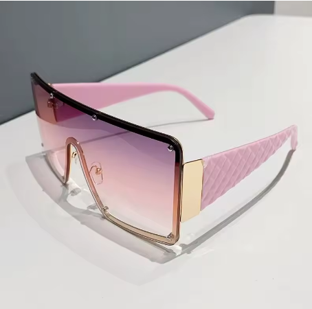 Lunettes de soleil femme à grande monture, Audace & Glamour - LYXIUS