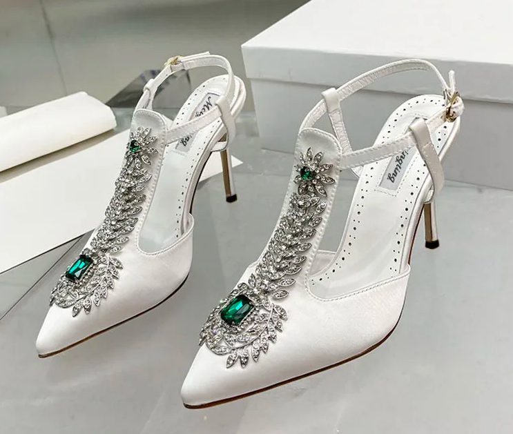 escarpins de mariage femme satin et strass féeriques LYXIUS