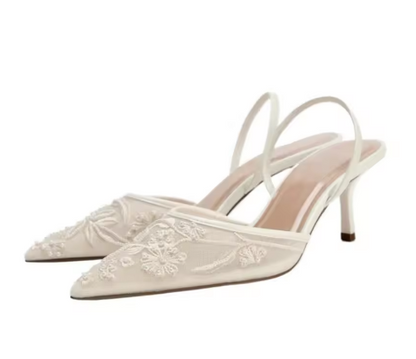 Talons hauts stiletto, bout pointu, maille florale brodée et perles décoratives - LYXIUS