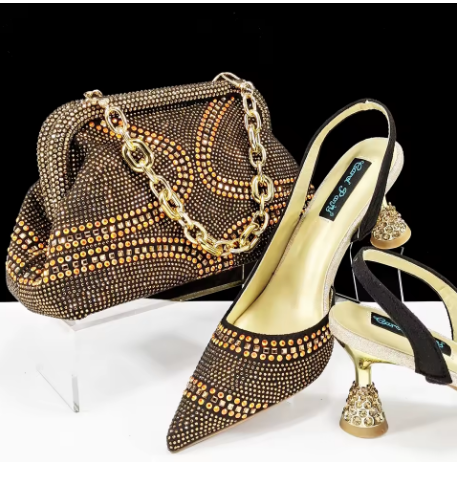 Escarpins Pointus Bleu Ciel avec Sac Assorti | Élégance Italienne - LYXIUS