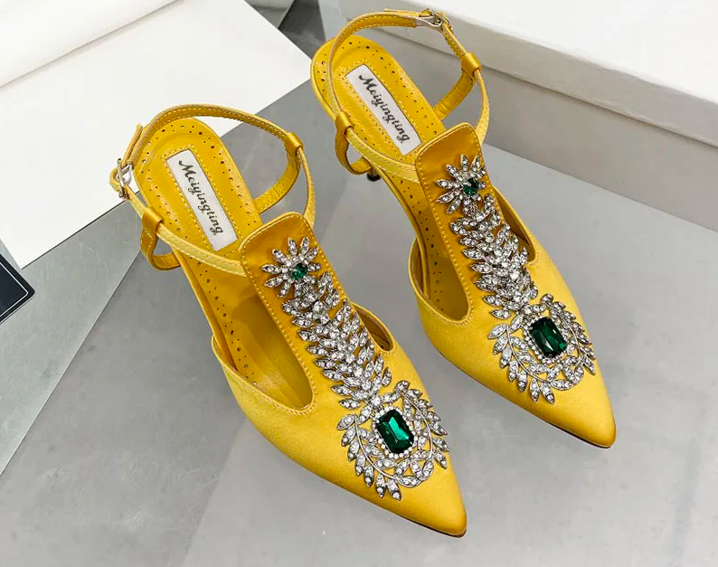 escarpins de mariage femme satin et strass féeriques LYXIUS